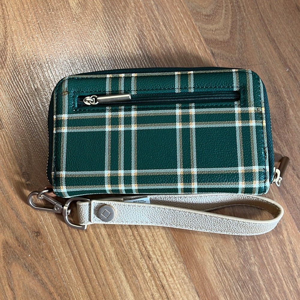 Thirty-One Slim Wallet - Picture 3 of 4